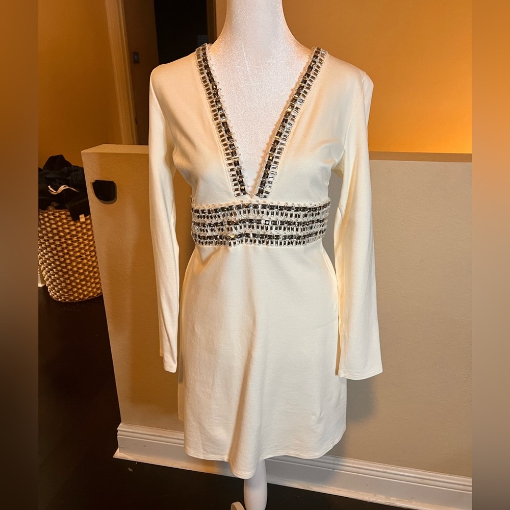 Womens Venus A-Line Vneck  Stoned Cream Dress size 8